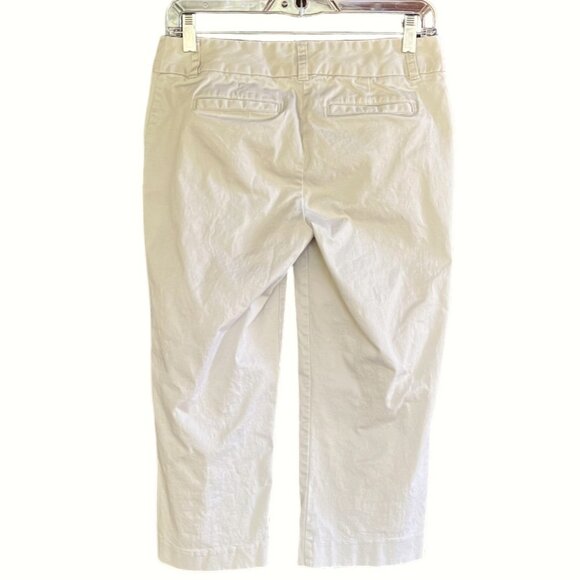 Women's Charter Club Petite Beige Capri Length Pants, Size 4P - Picture 2 of 11